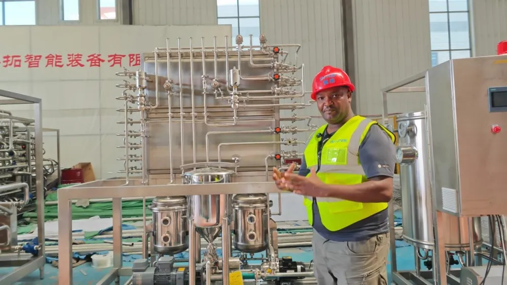 يعود الشريك الكيني إلى شركة Intop Machinery لإجراء مراجعة متعمقة للمعدات