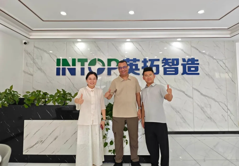عميل مغربي يزور شركة Intop Machinery لتفقد خط إنتاج الزبادي